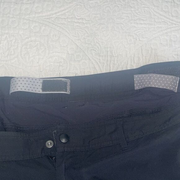 REI Co-Op Cycling Shorts Womens‎ XL Black Lightweight Padded Bicycle Zip Pockets - Picture 5 of 16